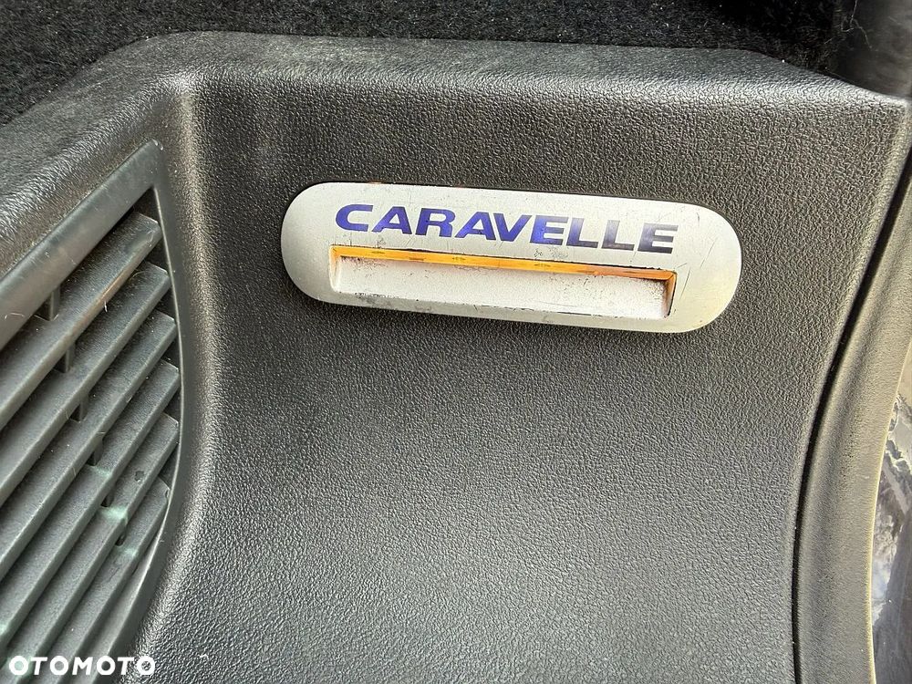 Volkswagen Caravelle - 14