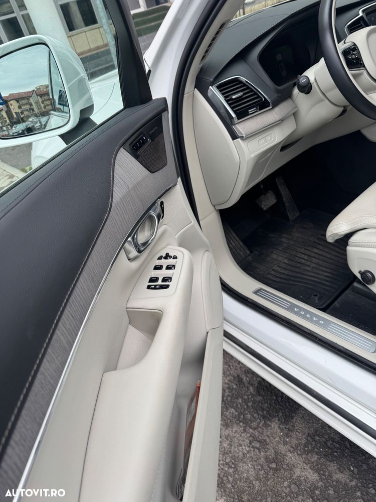 Volvo XC 90 - 6