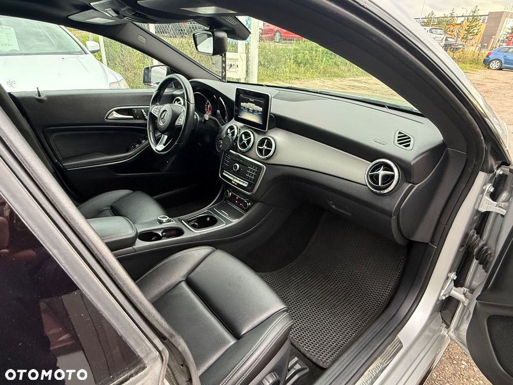 Mercedes-Benz CLA 250 4-Matic Sport - 35