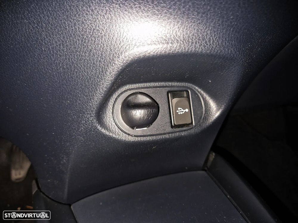 Toyota Yaris 1.0 VVT-i ACtive - 30