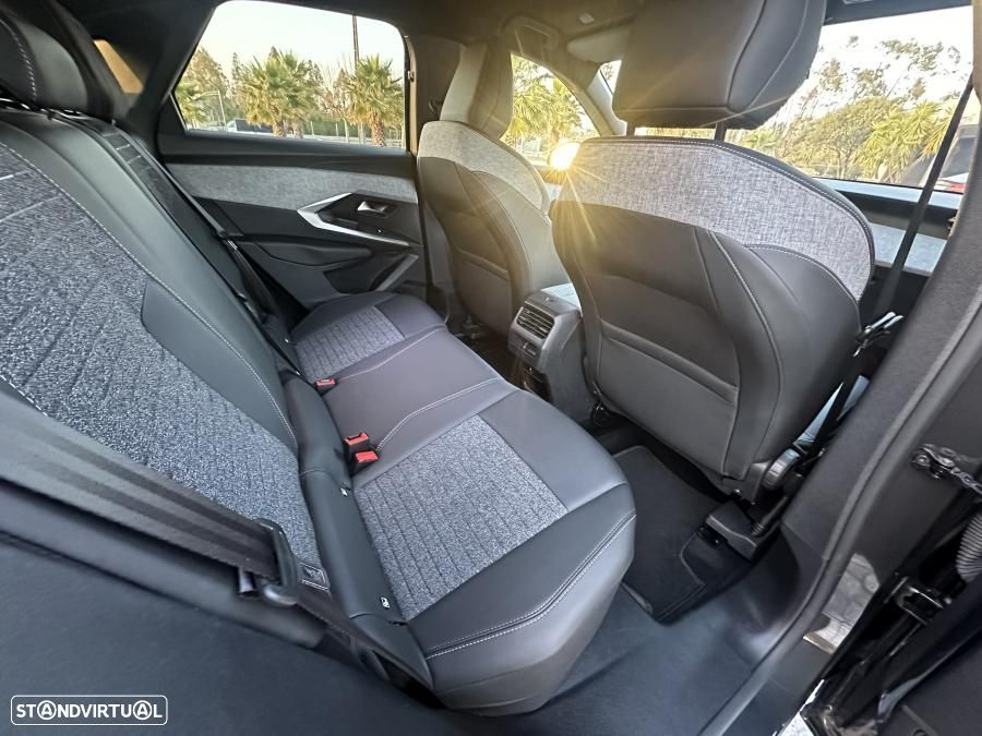 Peugeot 3008 1.2 Hybrid Allure Pack e-DCS6 - 22