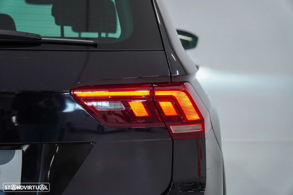 VW Tiguan 2.0 TDI R-Line DSG - 6