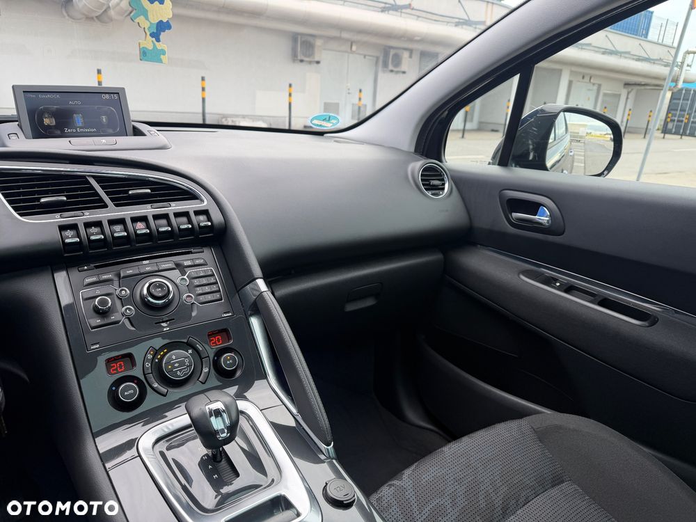 Peugeot 3008 2.0 HDi HYbrid4 - 16