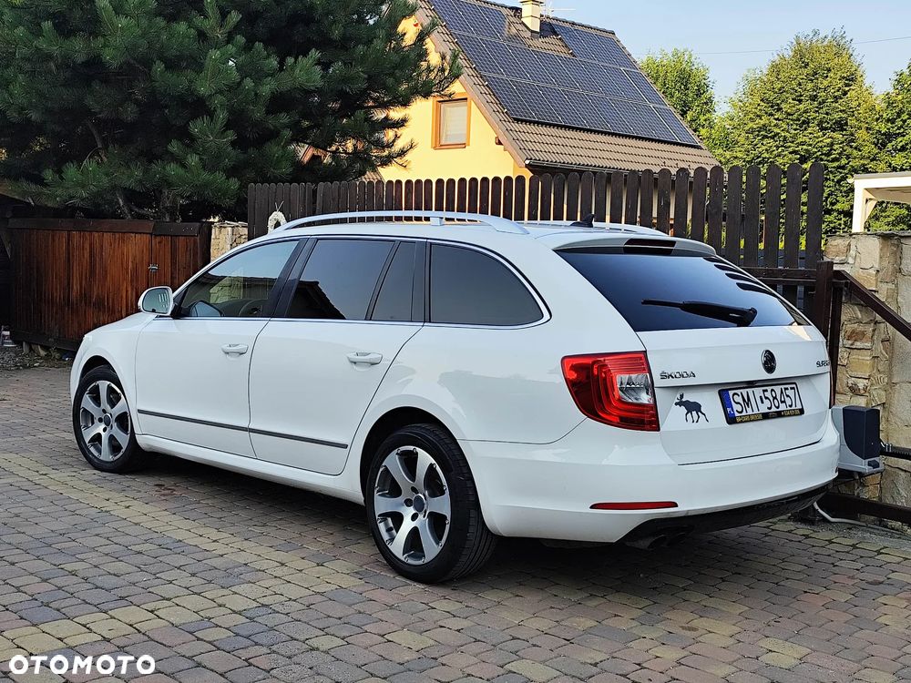 Skoda Superb 2.0 TDI DSG Elegance - 2