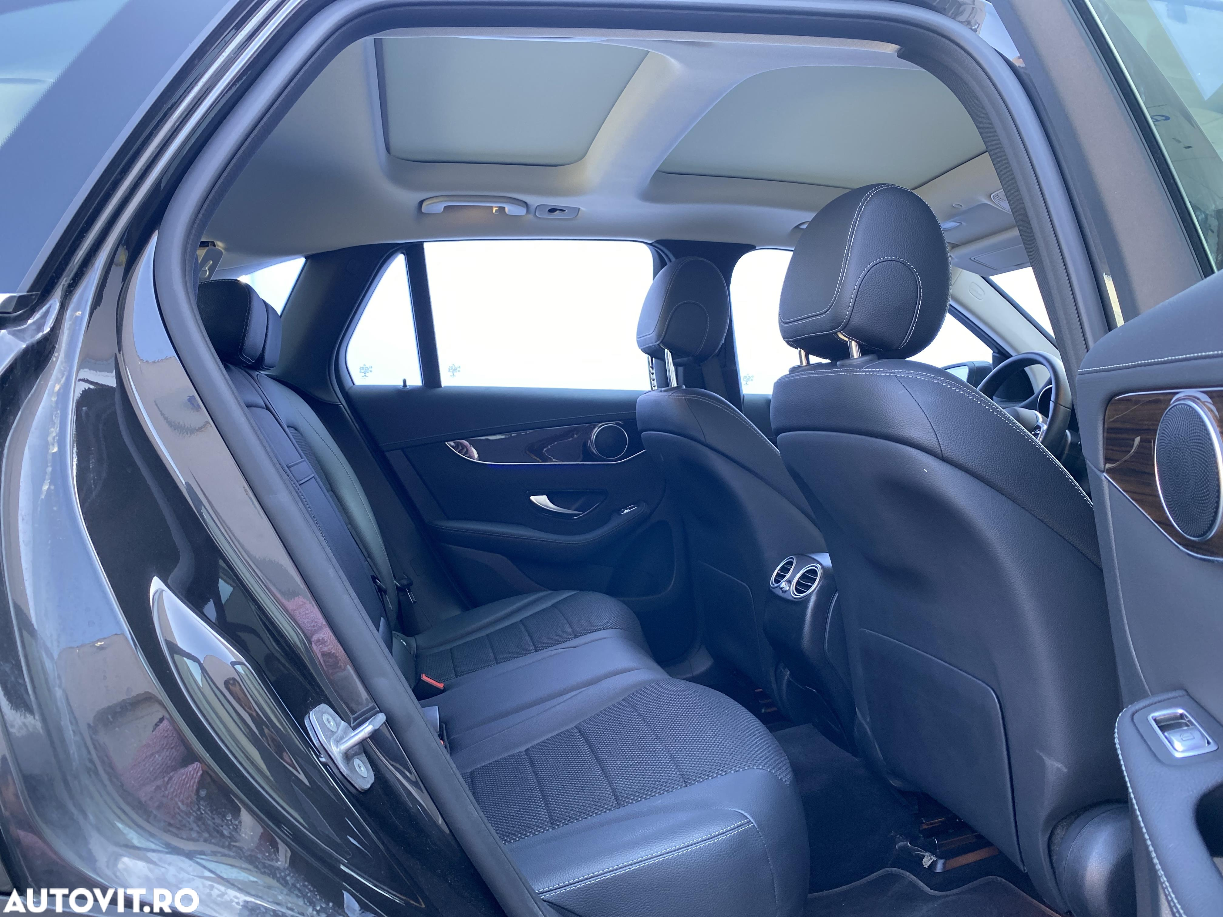 Mercedes-Benz GLC 300 de 4MATIC - 15