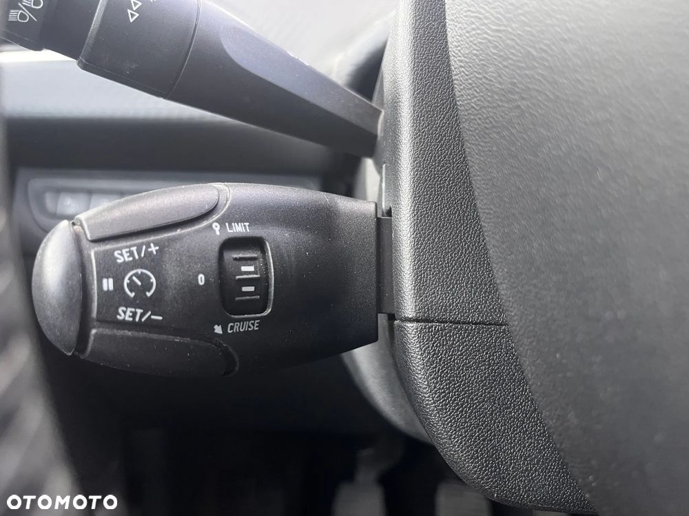Peugeot 208 PureTech 82 Start & Stop Style - 23