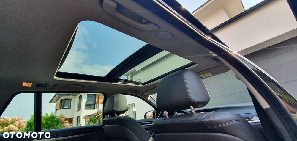 BMW Seria 5 518d - 16