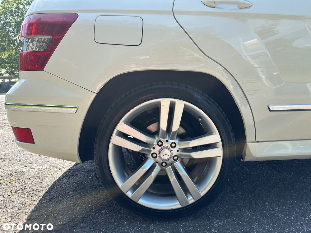 Mercedes-Benz GLK - 13