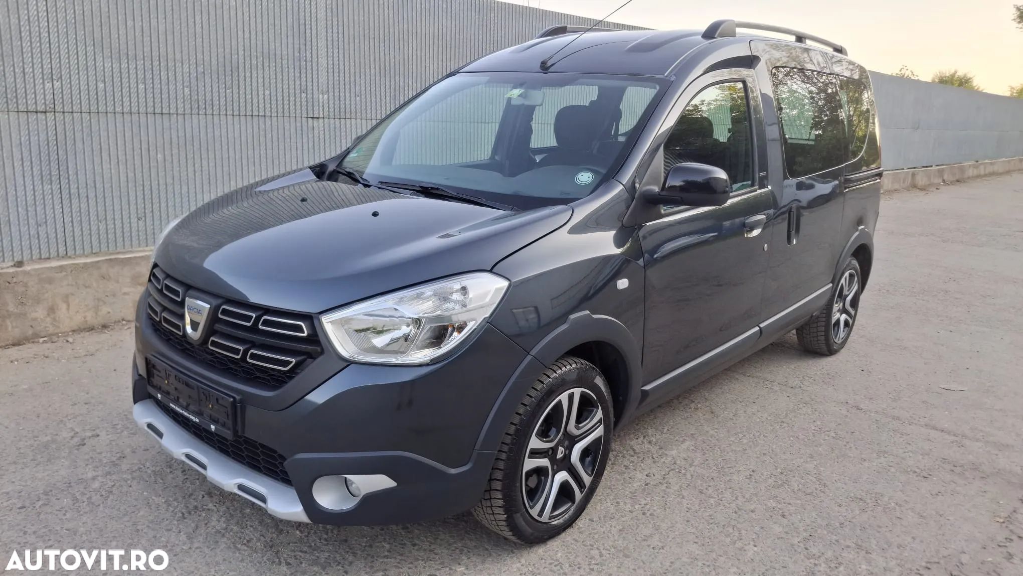 Dacia Dokker 1.2 TCe 115 CP Stepway - 1
