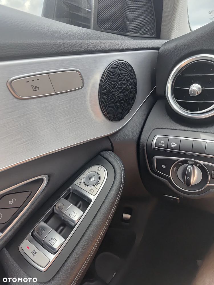 Mercedes-Benz Klasa C 180 (BlueEFFICIENCY) Avantgarde - 10