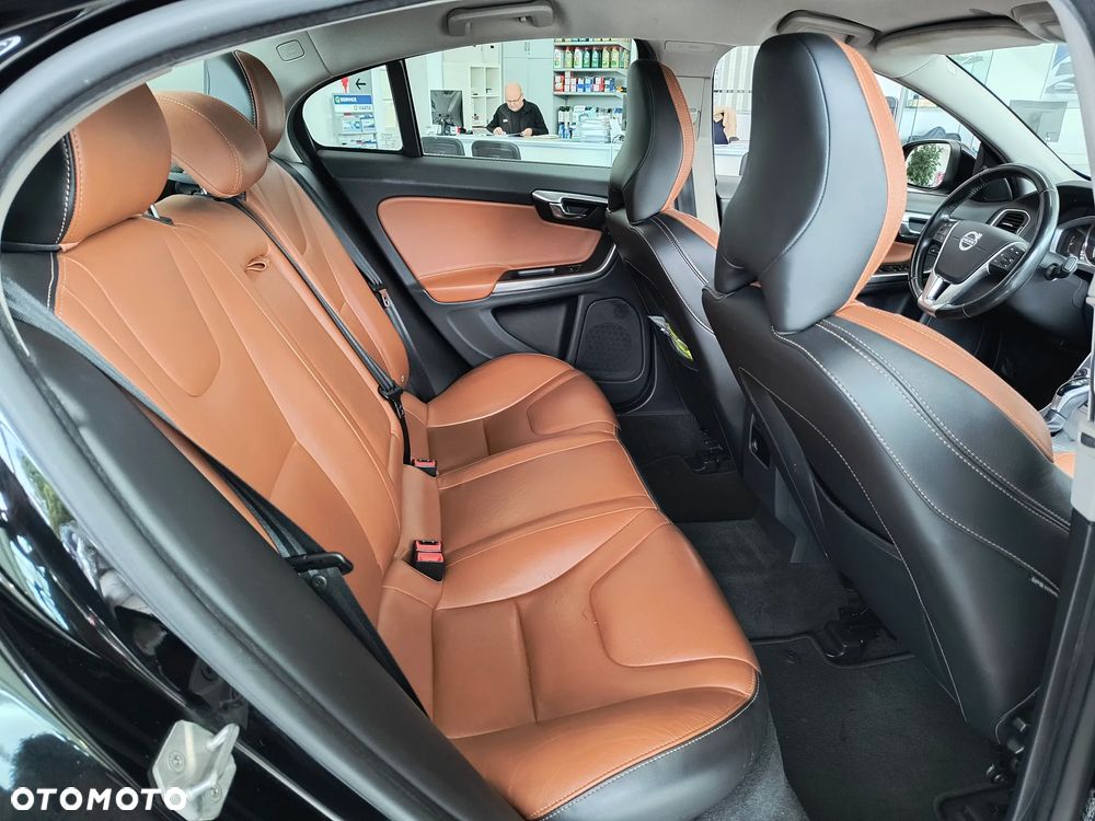 Volvo S60 - 14
