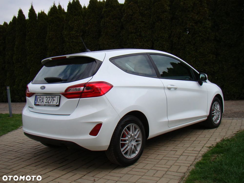 Ford Fiesta 1.1 S&S COOL&CONNECT - 9