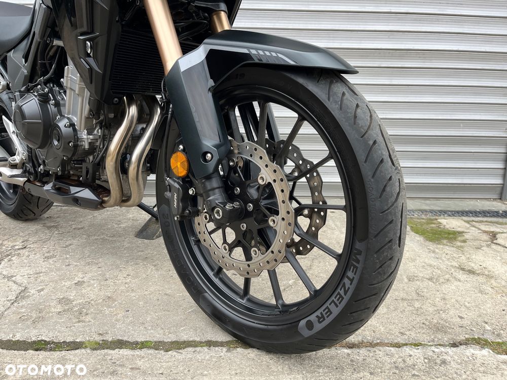 Honda CB - 38