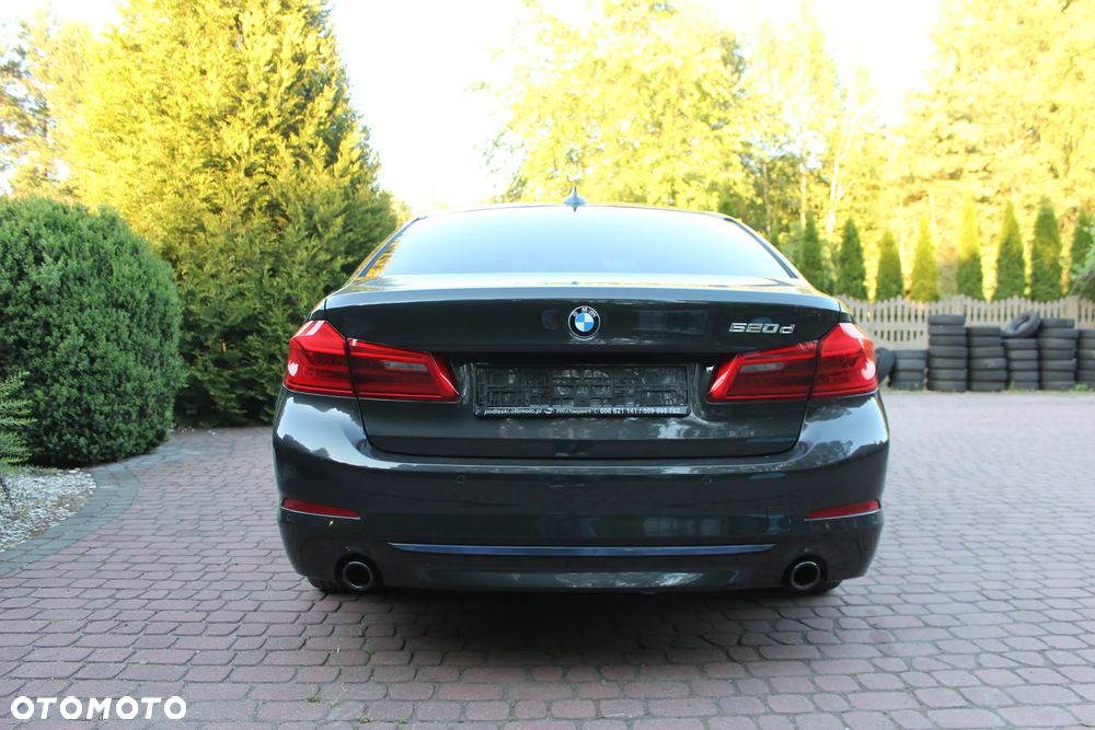 BMW Seria 5 520d Efficient Dynamics Edition Sport Line - 5