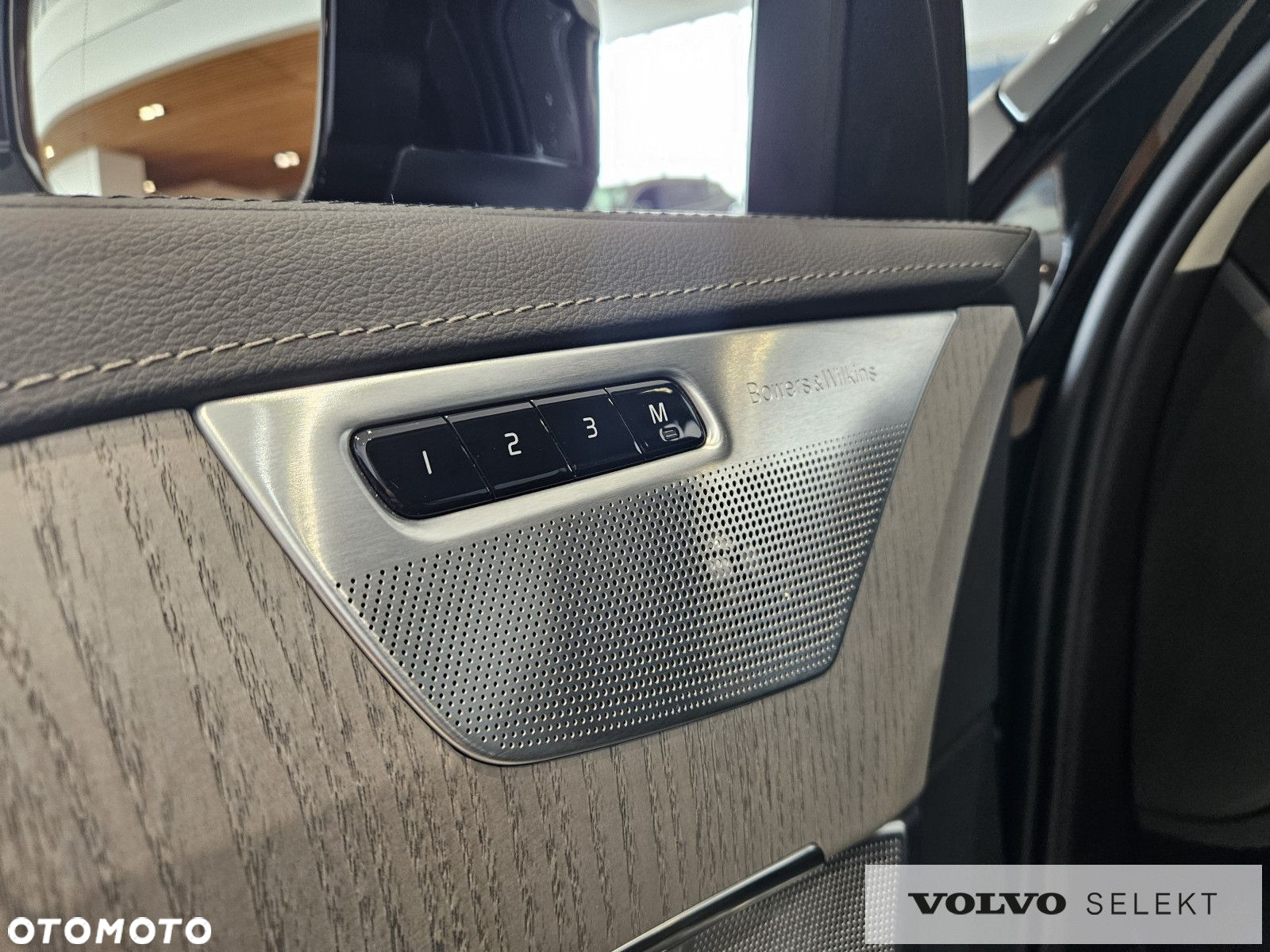 Volvo XC 90 - 30