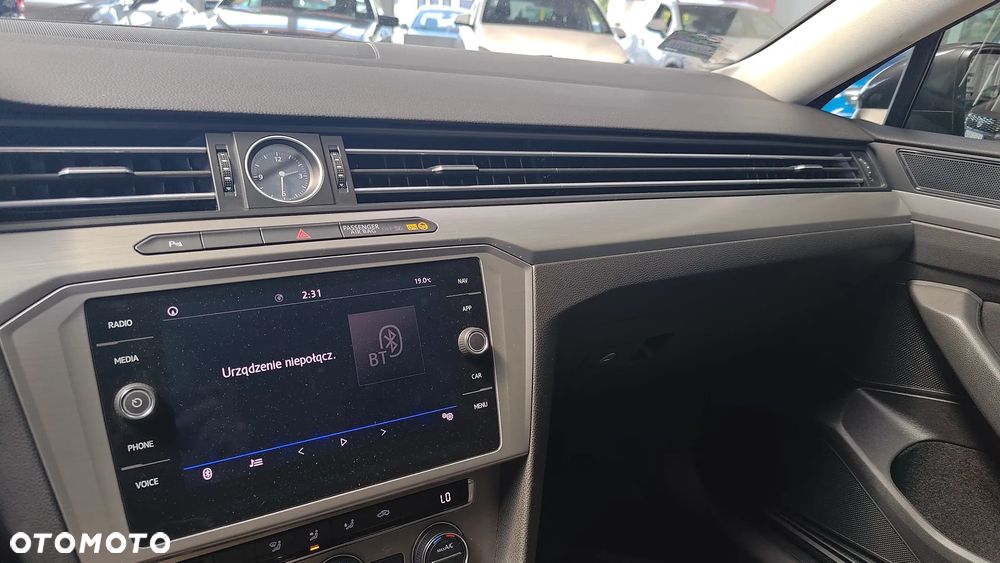 Volkswagen Passat 1.5 TSI EVO Essence DSG - 5