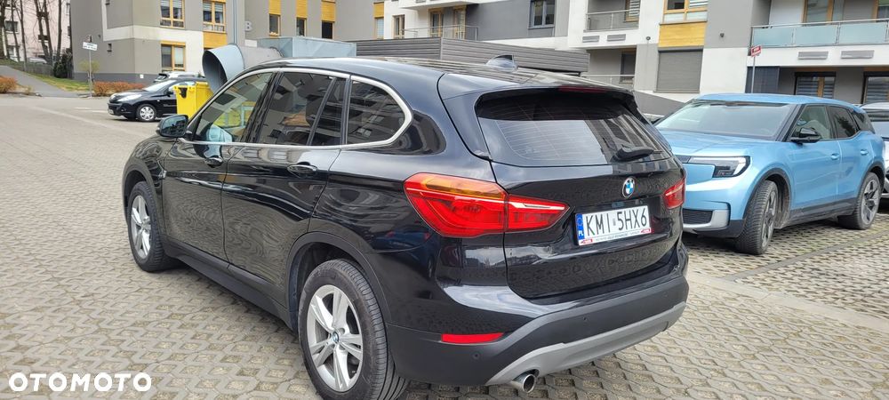 BMW X1 sDrive18d - 6