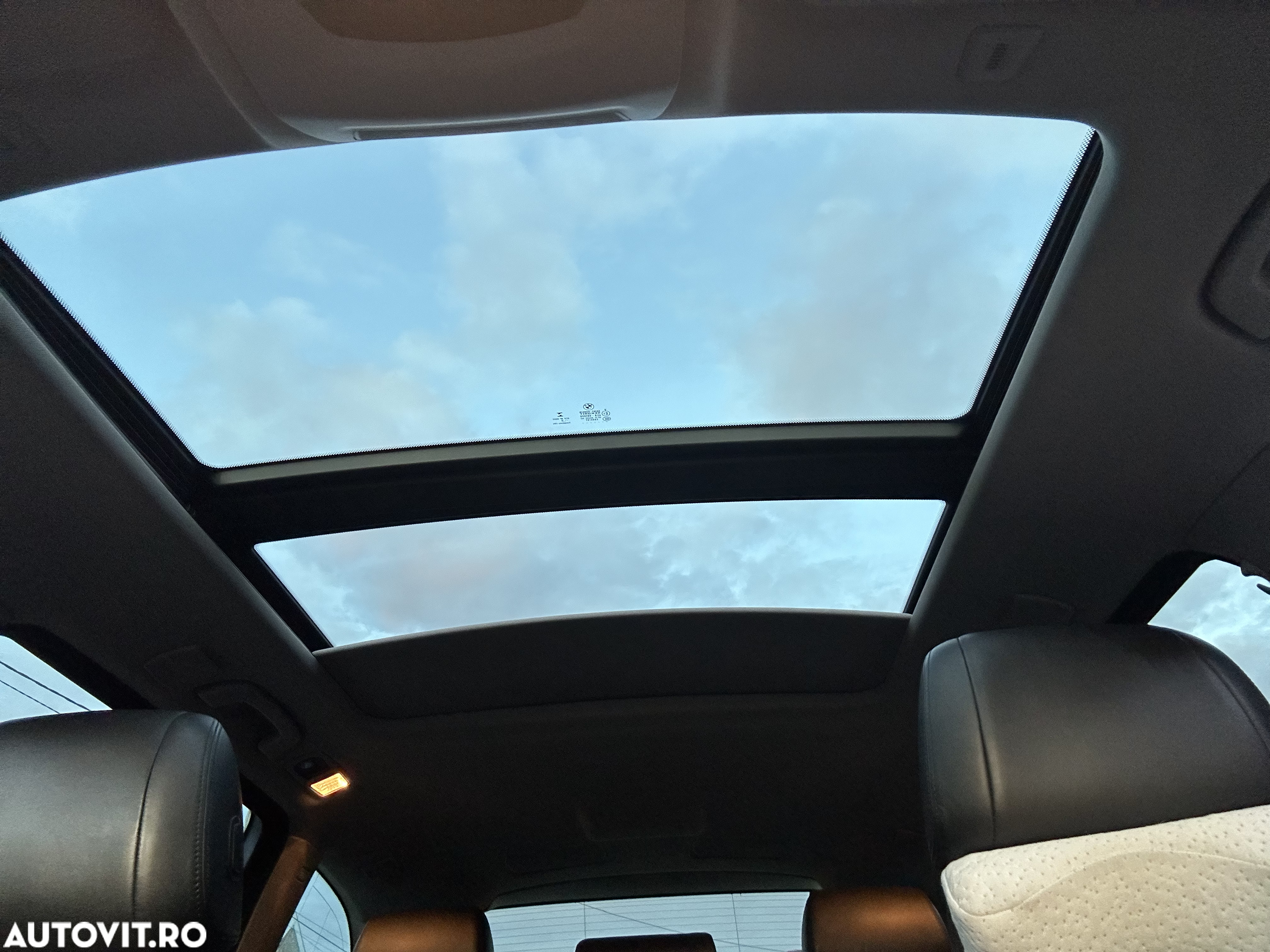 BMW Seria 5 520d Touring Aut. Luxury Line - 20