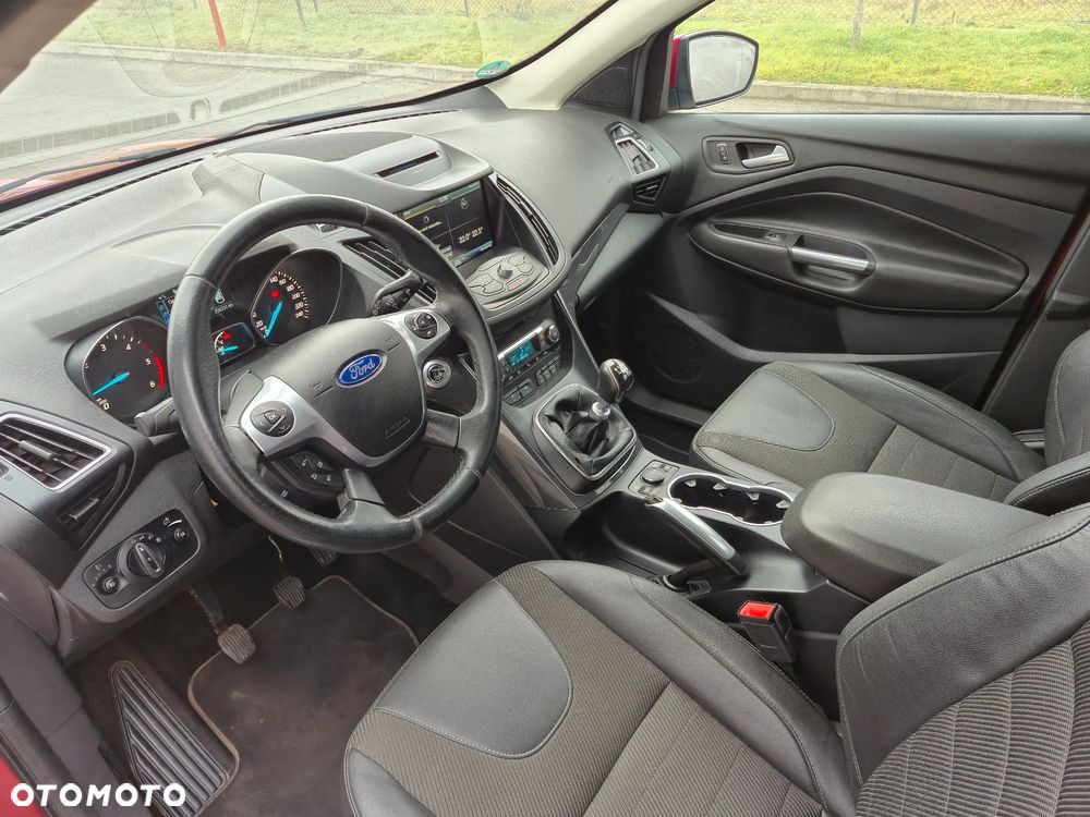 Ford Kuga 2.0 TDCi 4x4 Titanium - 19