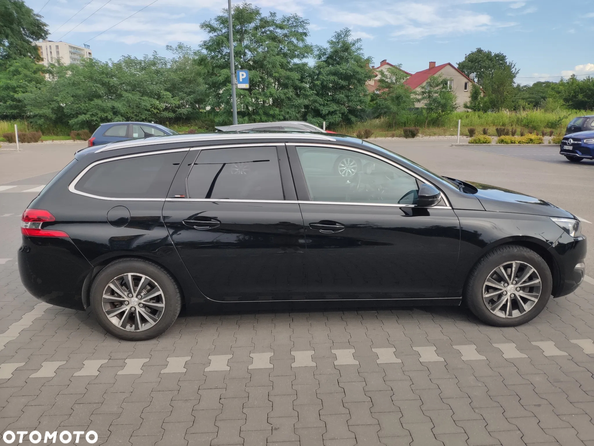 Peugeot 308 1.2 PureTech Allure S&S - 11