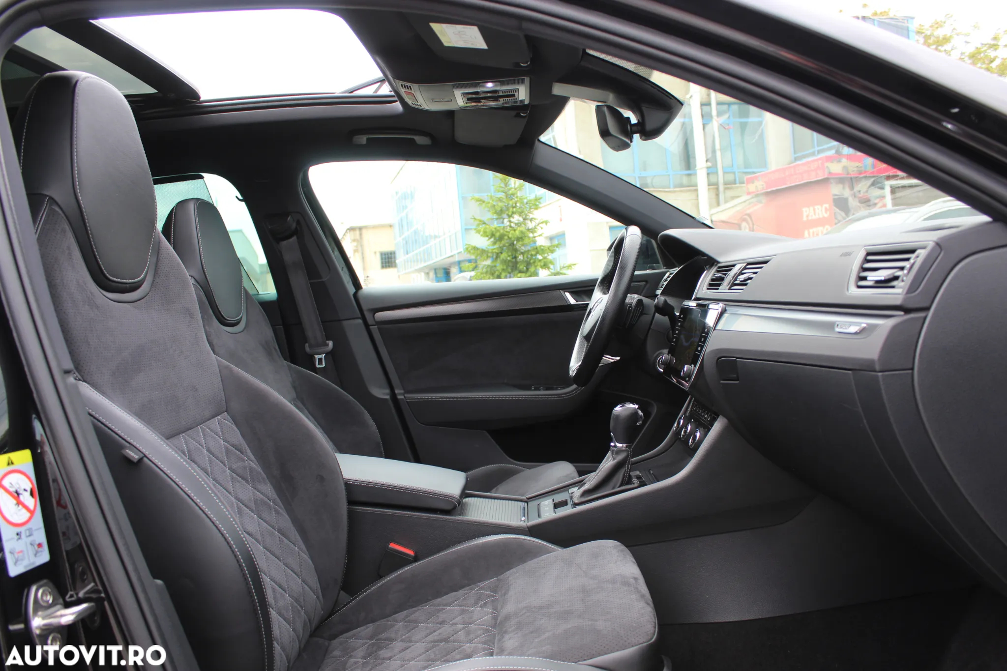 Skoda Superb 1.5 TSI DSG Sportline - 15