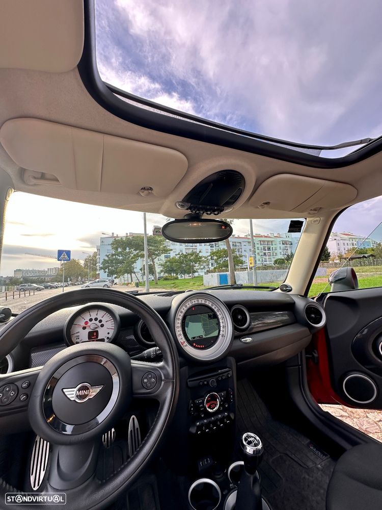 MINI 3 Portas Cooper SD - 4