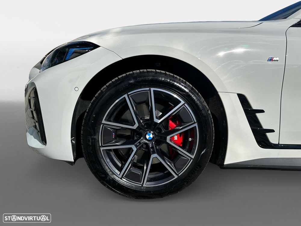 BMW i4 eDrive40 - 15