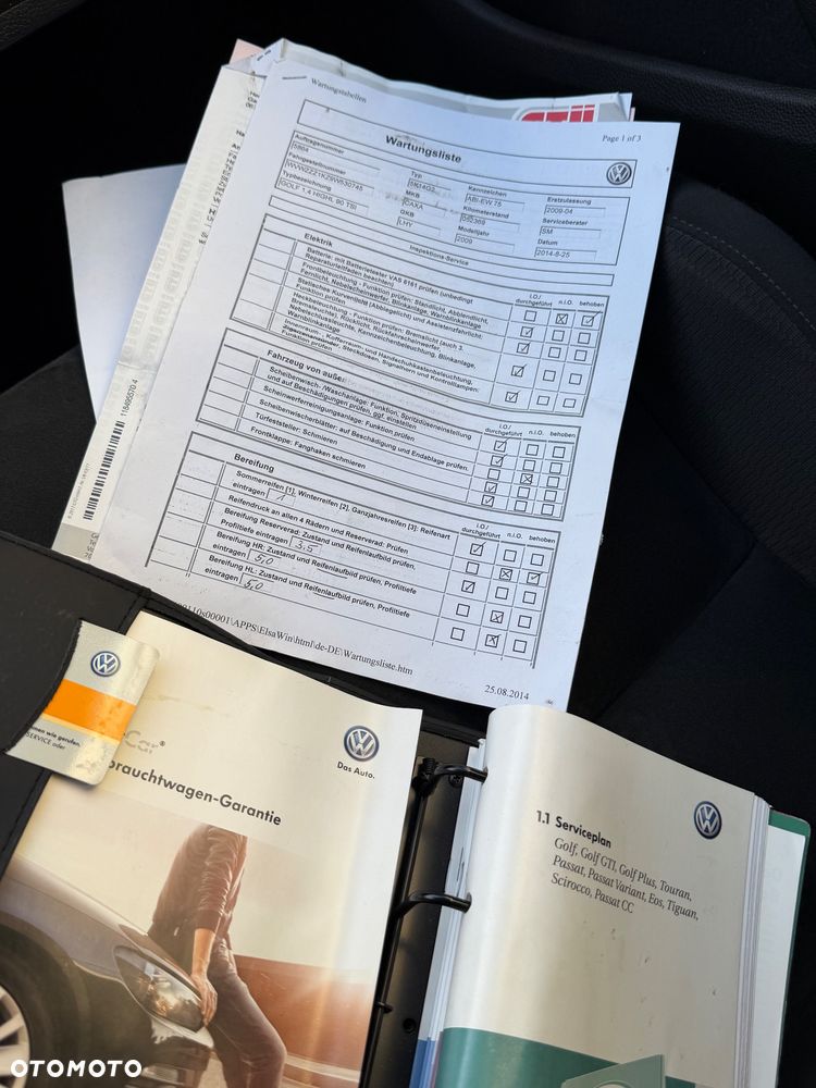 Volkswagen Golf - 25