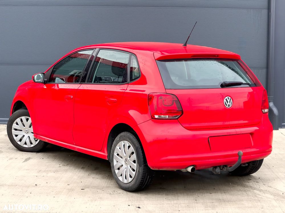 Volkswagen Polo 2010 photo 4
