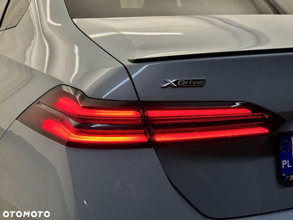 BMW Seria 5 - 11
