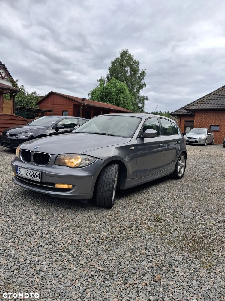 BMW Seria 1 118i - 1