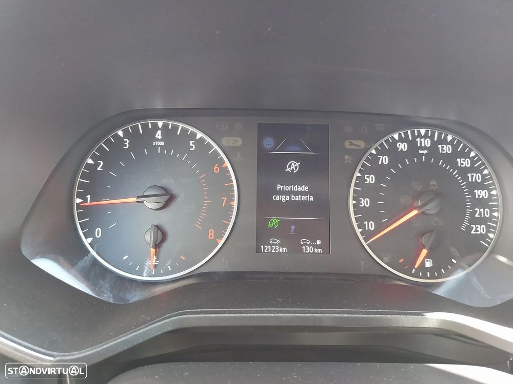 Renault Clio 1.0 TCe Evolution - 23