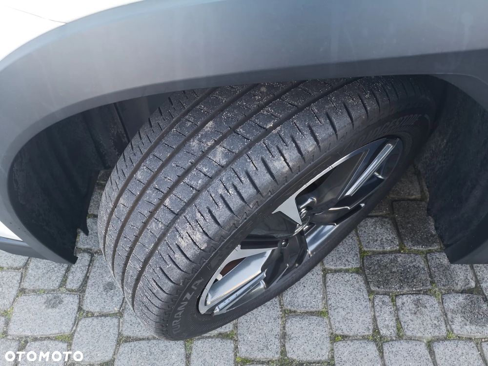 Lexus UX 250h Prestige AWD - 38