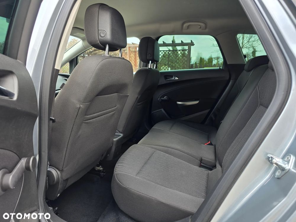 Opel Astra 1.4 T Cosmo - 8