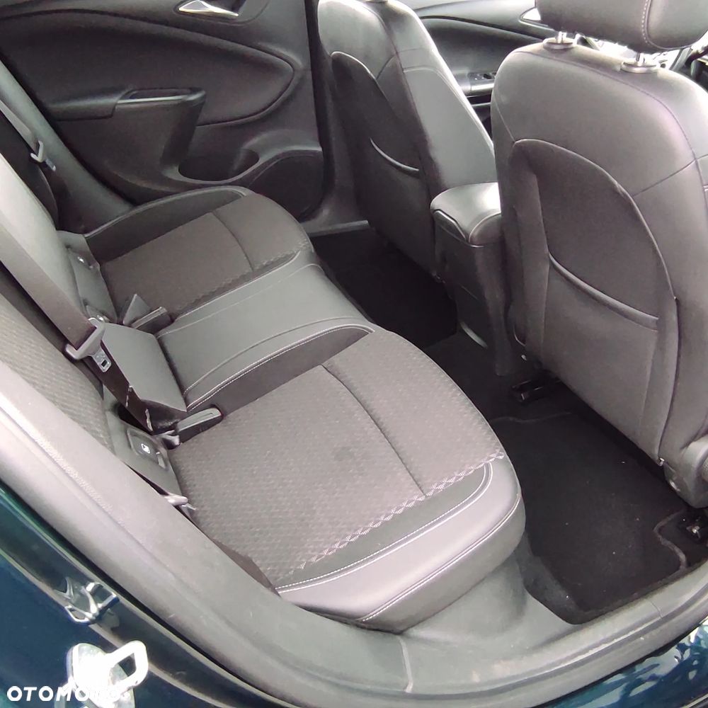 Opel Astra - 32
