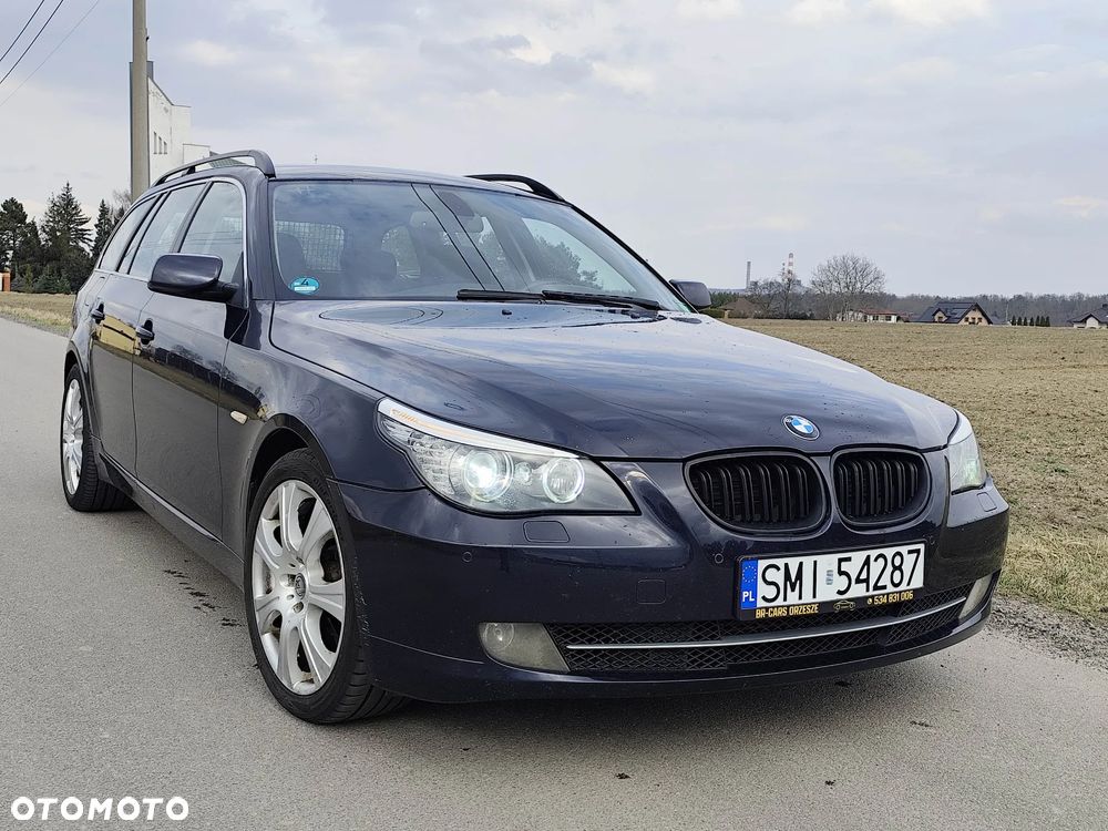 BMW Seria 5 525d - 17