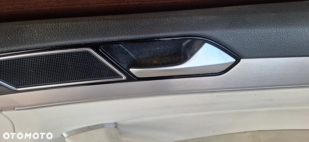 Volkswagen Passat B8 Tapicerka Boczek Drzwi Przód Prawy - 8