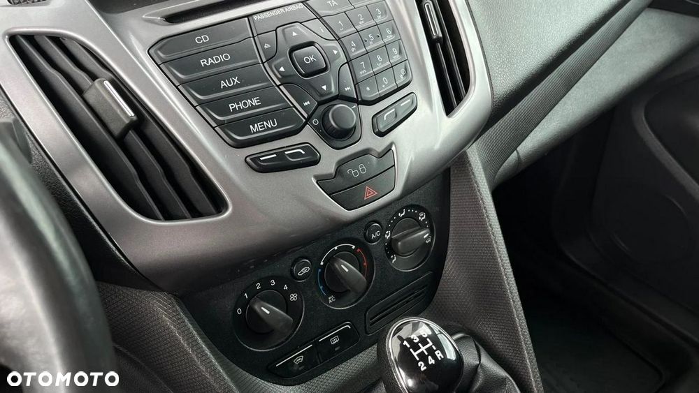 Ford Transit Connect - 30