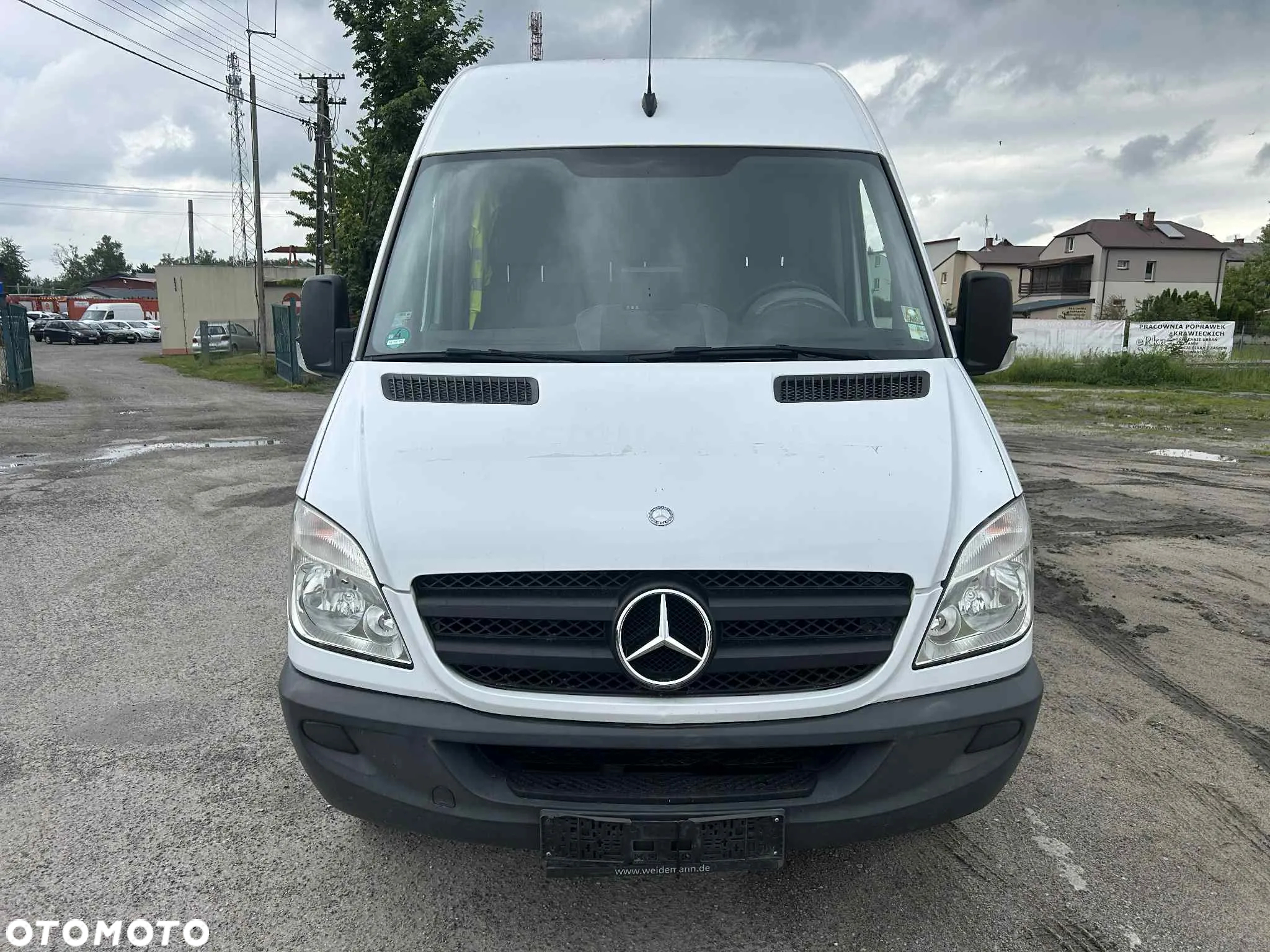 Mercedes-Benz Sprinter 216 - 2