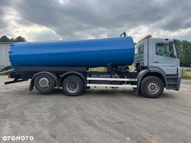 Mercedes-Benz AXSOR - 9