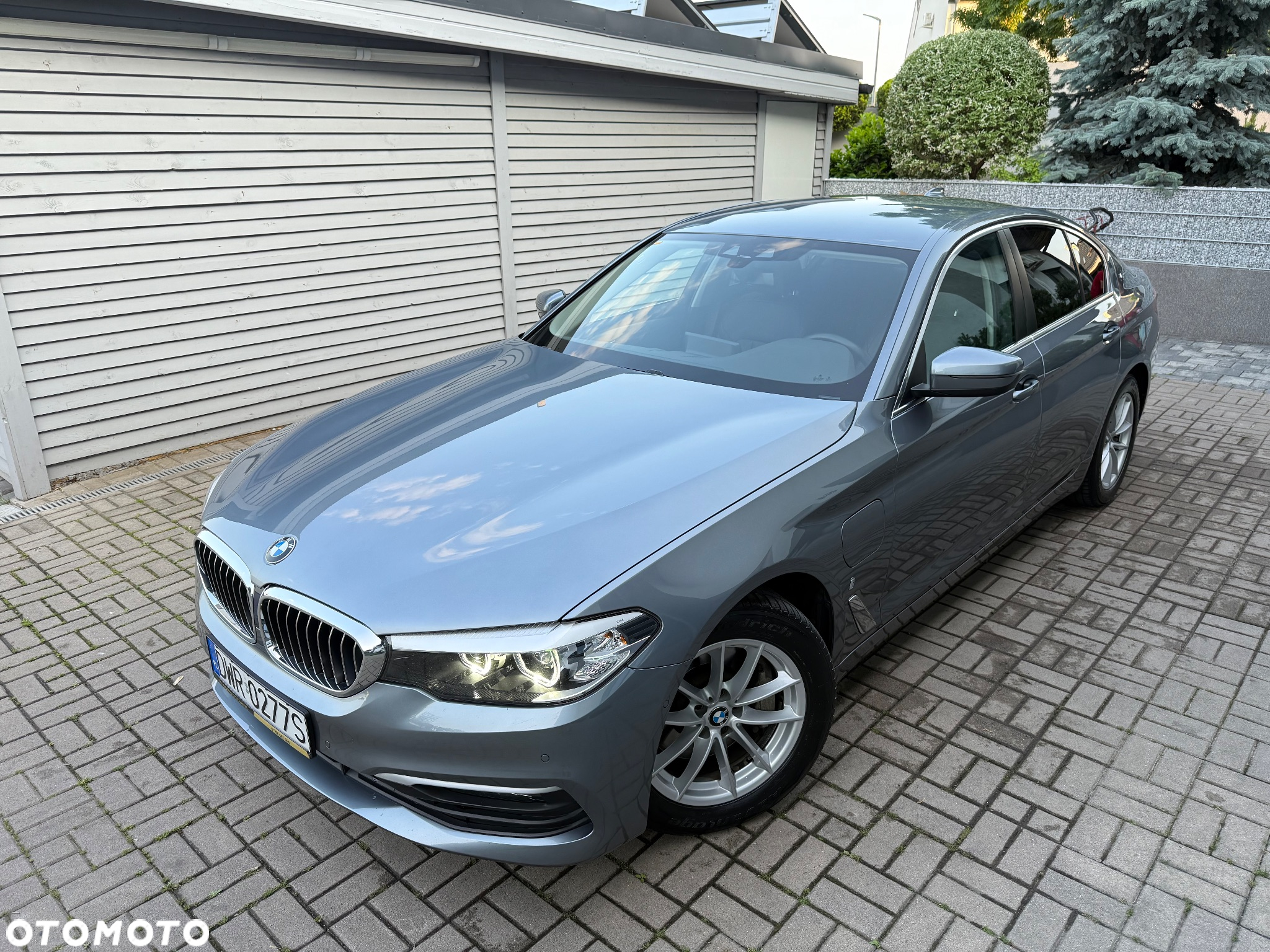 BMW Seria 5 530e sport - 9