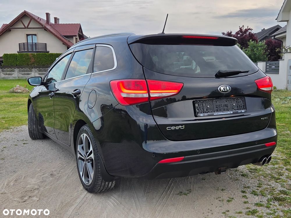 Kia Ceed 1.6 CRDi DCT GT Line - 26