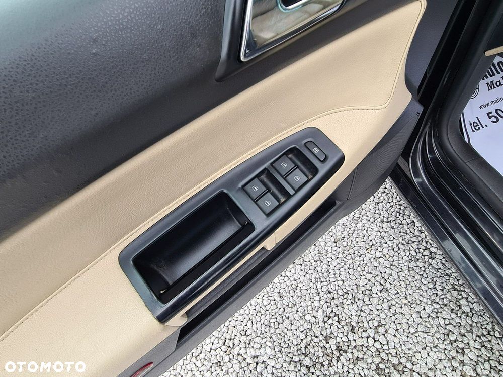 Volkswagen Polo 1.4 16V Highline - 19