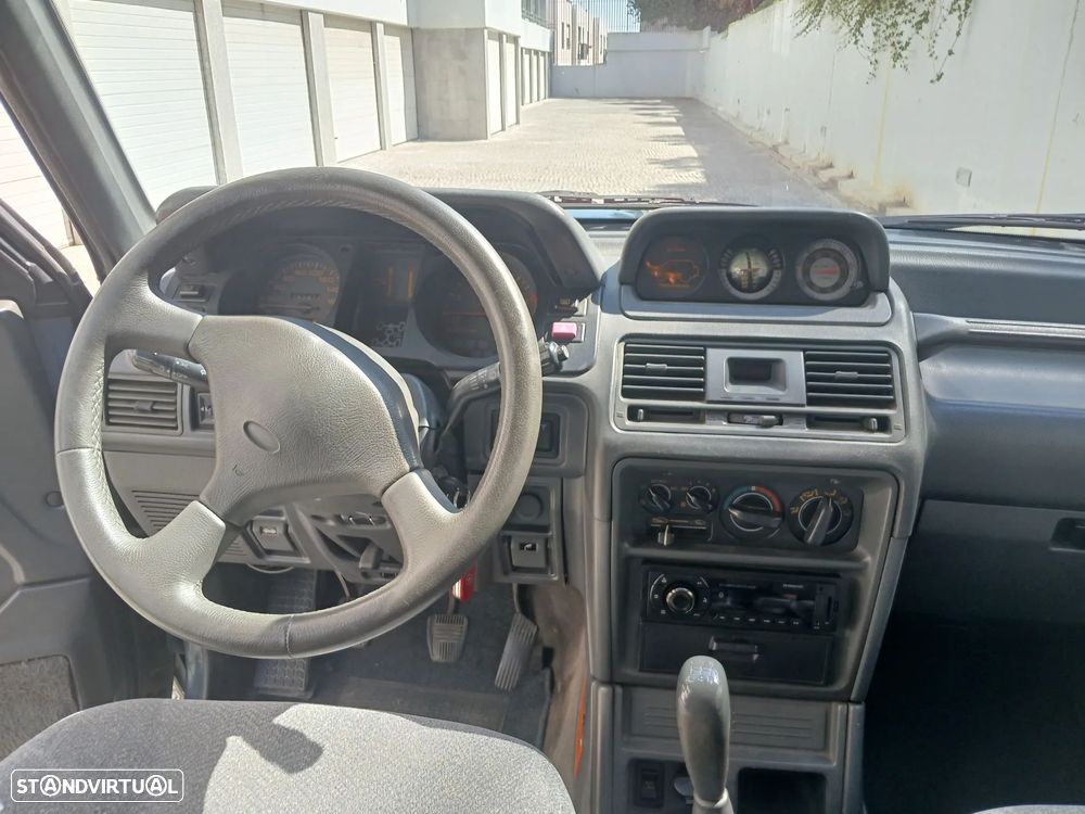 Mitsubishi Pajero 2.8 TD GLS Longo - 13