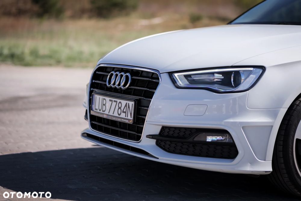 Audi A3 Sportback 1.4 TFSI S line Sportpaket - 12