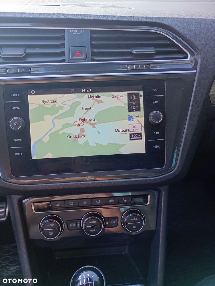 Volkswagen Tiguan 2.0 TDI SCR IQ.DRIVE - 17