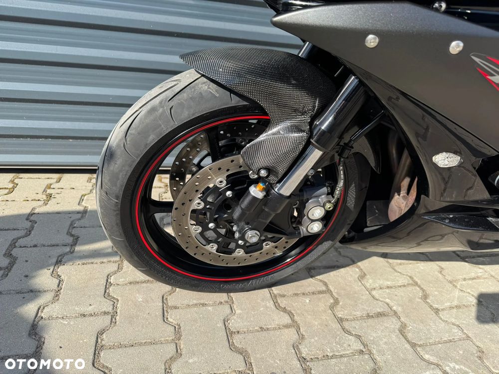 Yamaha R6 - 17