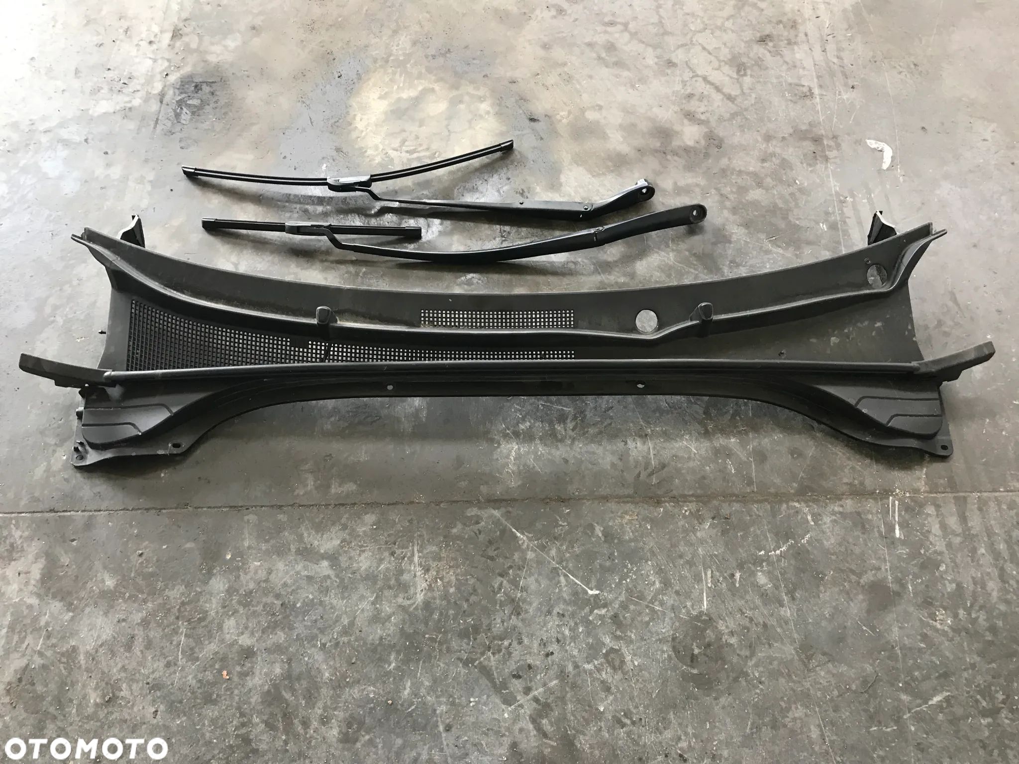 Podszybie Kia Ceed III LIFT Ramiona Wycieraczek - 1