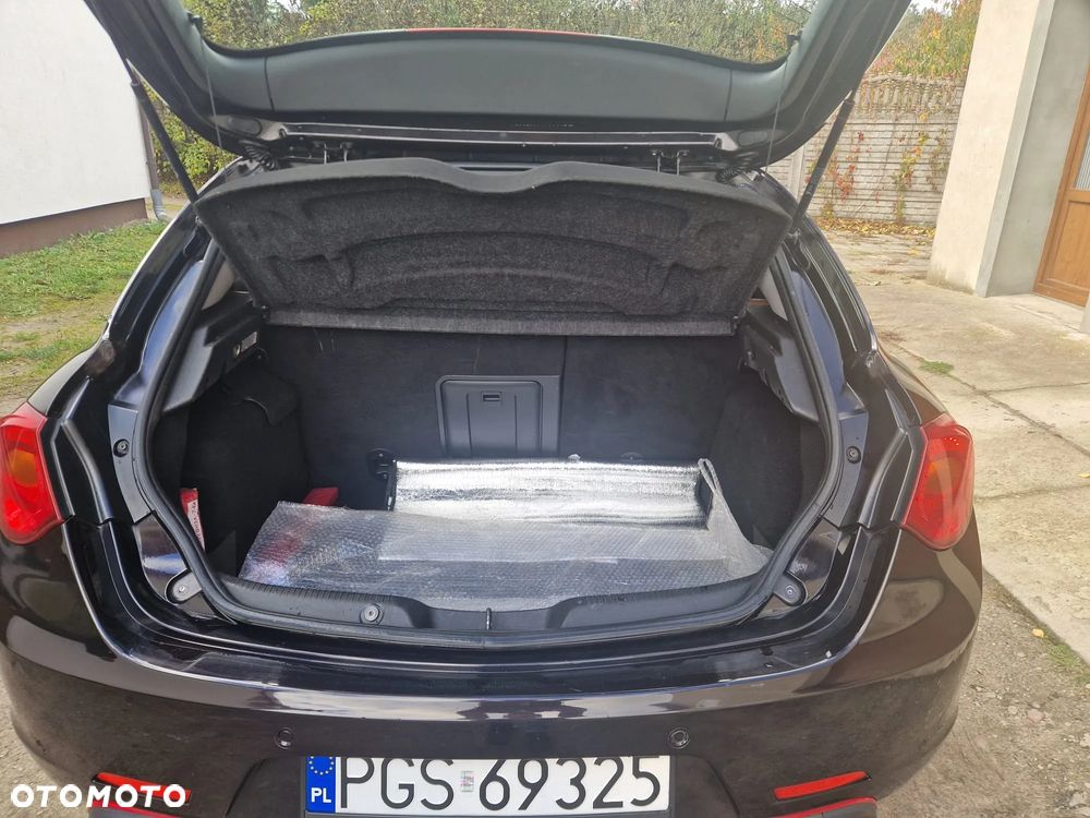 Alfa Romeo Giulietta 2.0 JTDM 16V - 11
