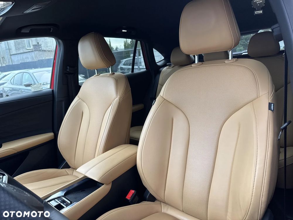 MG HS 1.5 T-GDI Exclusive DCT - 16